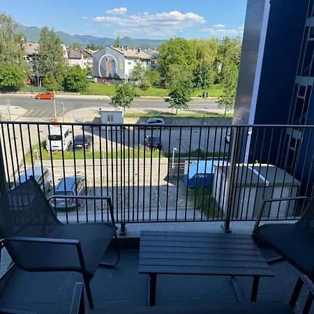 Lamija Apartman *