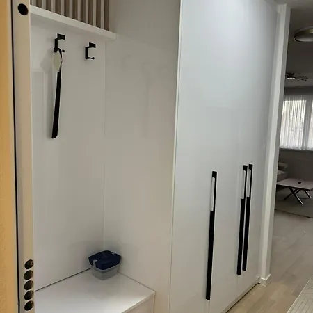 Lamija Apartman *